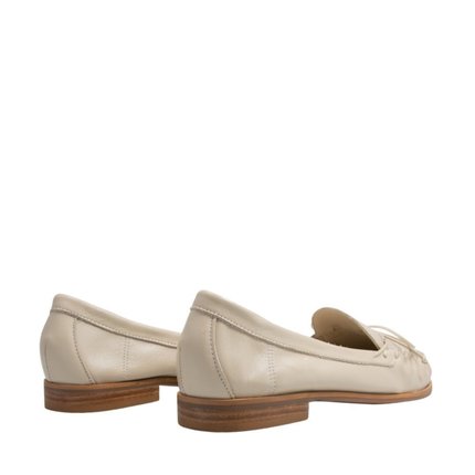 Mocassim Maithe Couro Bege  Maithe Bege - Marca Maithe